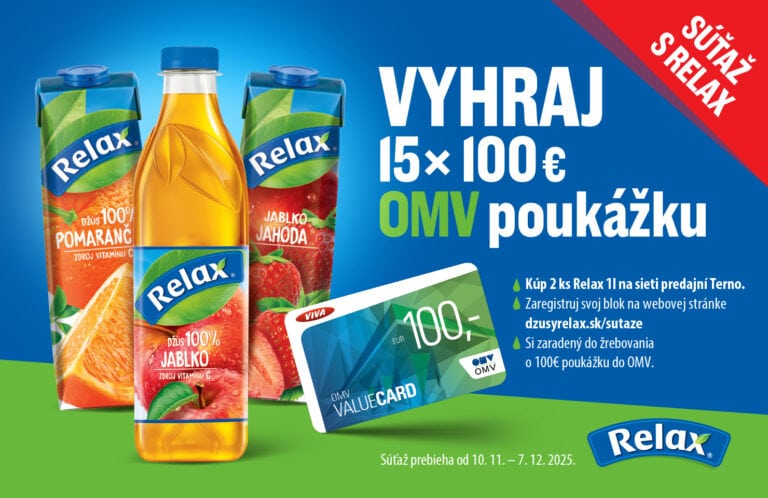 Osobné osviežujúce džúsy Relax v priehľadných obaloch s príchuťou pomaranča a jahody, ideálne na osvieženie.